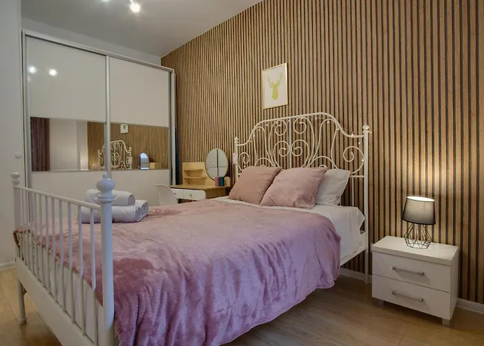 Niceapart Near Old Town